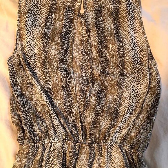 ECOTE Patterned Pocket Jumpsuit - Picture 6 of 7